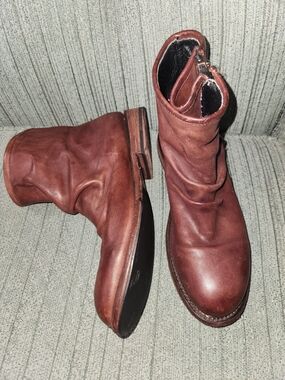 🍉John Fluevog Living Malcolm Ankle Zip Booties